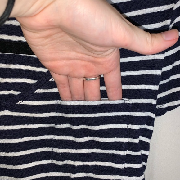 CUT TO BE CROPPED Navy and White-Striped T-Shirt - Picture 2 of 2